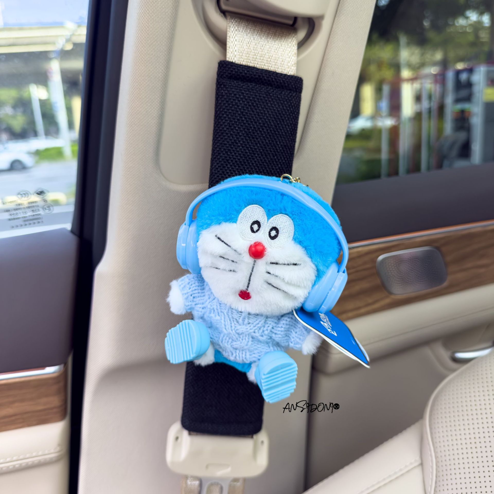 Doraemon Car Seat Belt Shoulder Pads for All Seasons, Cartoon Cute Car Interior Accessories, Women's Seat Belt Covers