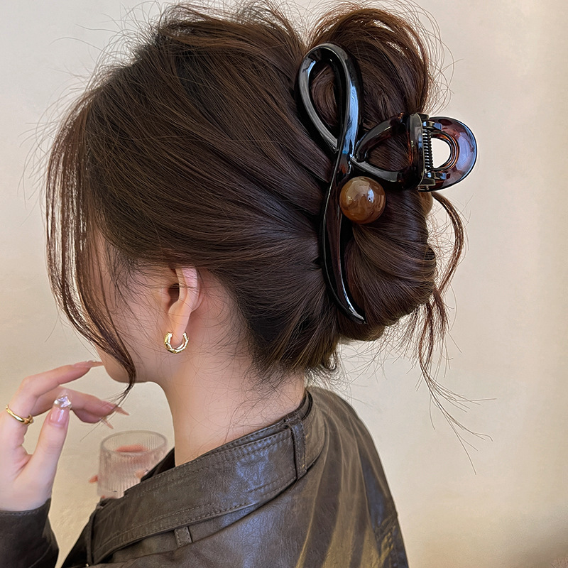 High-End Melard Large Claw Clip for Women 2026 New Style Back-Of-The-Head Shark Clip Hairpin Elegant Hair Accessory Summer