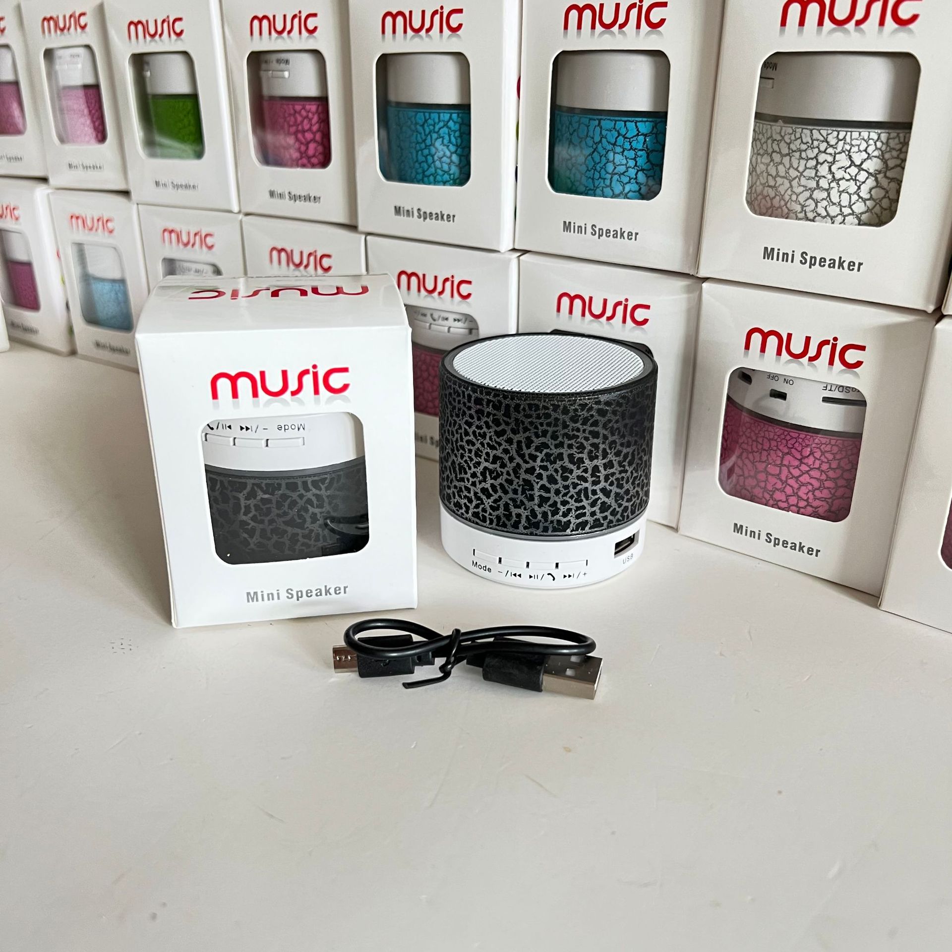 Mini crack Bluetooth sonido tarjeta portátil subwoofer sonido cajas inalámbricas regalo pequeño sonido
