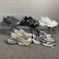 B家純元パリ3XLは古いシャンパン色の10代社長が厚い底のお父さんの靴の男女のカップルの運動靴を高く上げます。