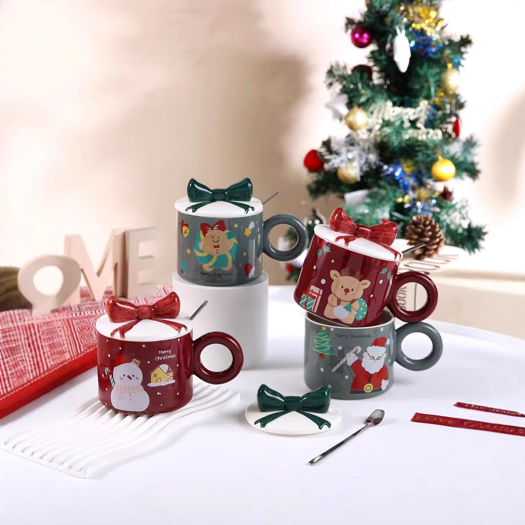 Taza de cerámica de Navidad de estilo nórdico, regalo de arco personalizado, taza de café, regalo de mano, simple taza de agua con tapa