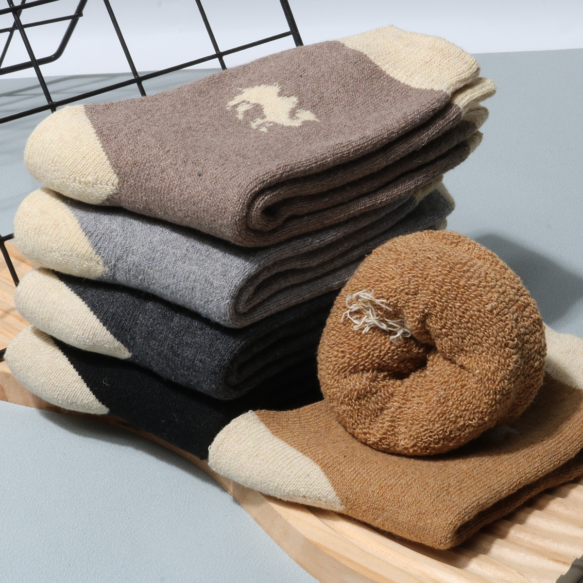 男袜秋冬款保暖加厚骆驼图毛袜子男士休闲毛圈袜中筒袜地板袜