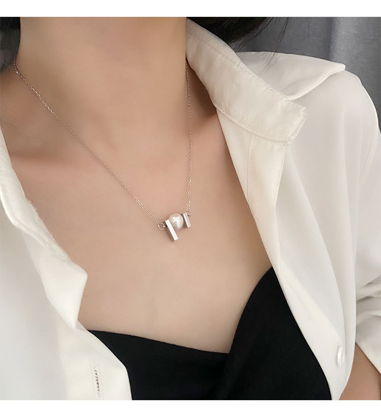 Fashion Solid Color Titanium Steel Pearl Pendant Necklace 1 Piece