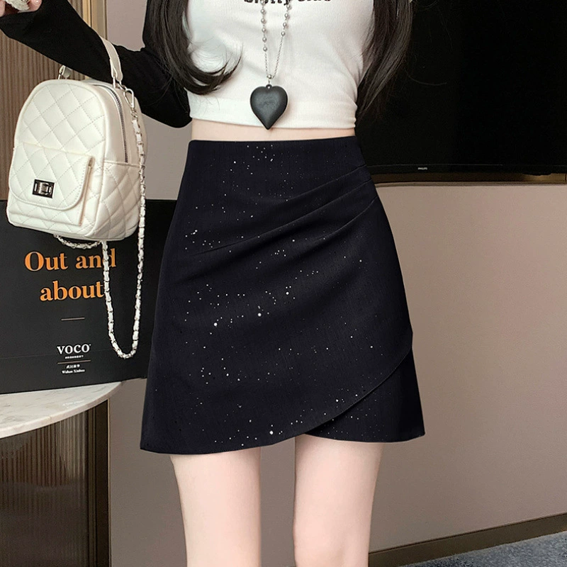 Костюмная юбка с пайетками, лето 2025, новая асимметричная юбка трапециевидной формы с высокой талией, утягивающая бедра, универсальная короткая юбка