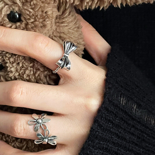 Hollowed Flower Butterfly Knot Ring for Women, Retro Fashion S925 Silver, Elegant and Sweet Open Finger Ring, Suitable for Index Finger, Inspired by Instagram