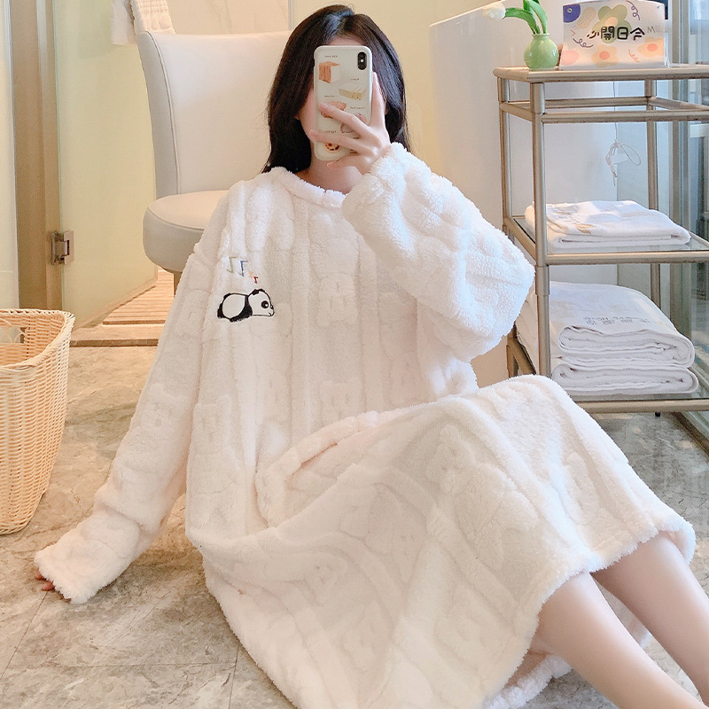 Pijamas de las mujeres de terciopelo Jacquard de invierno dulce princesa estilo de manga larga camisón de longitud media más el tamaño 230 Chubby chica homewear