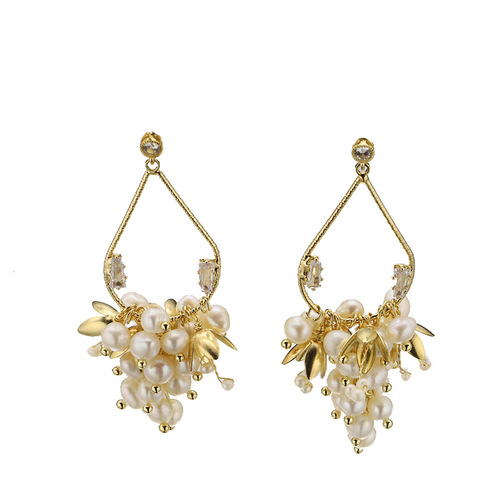 Natural pearl earrings niche antique retro earrings high-end light luxury jewelry high-quality beaded earrings wholesale