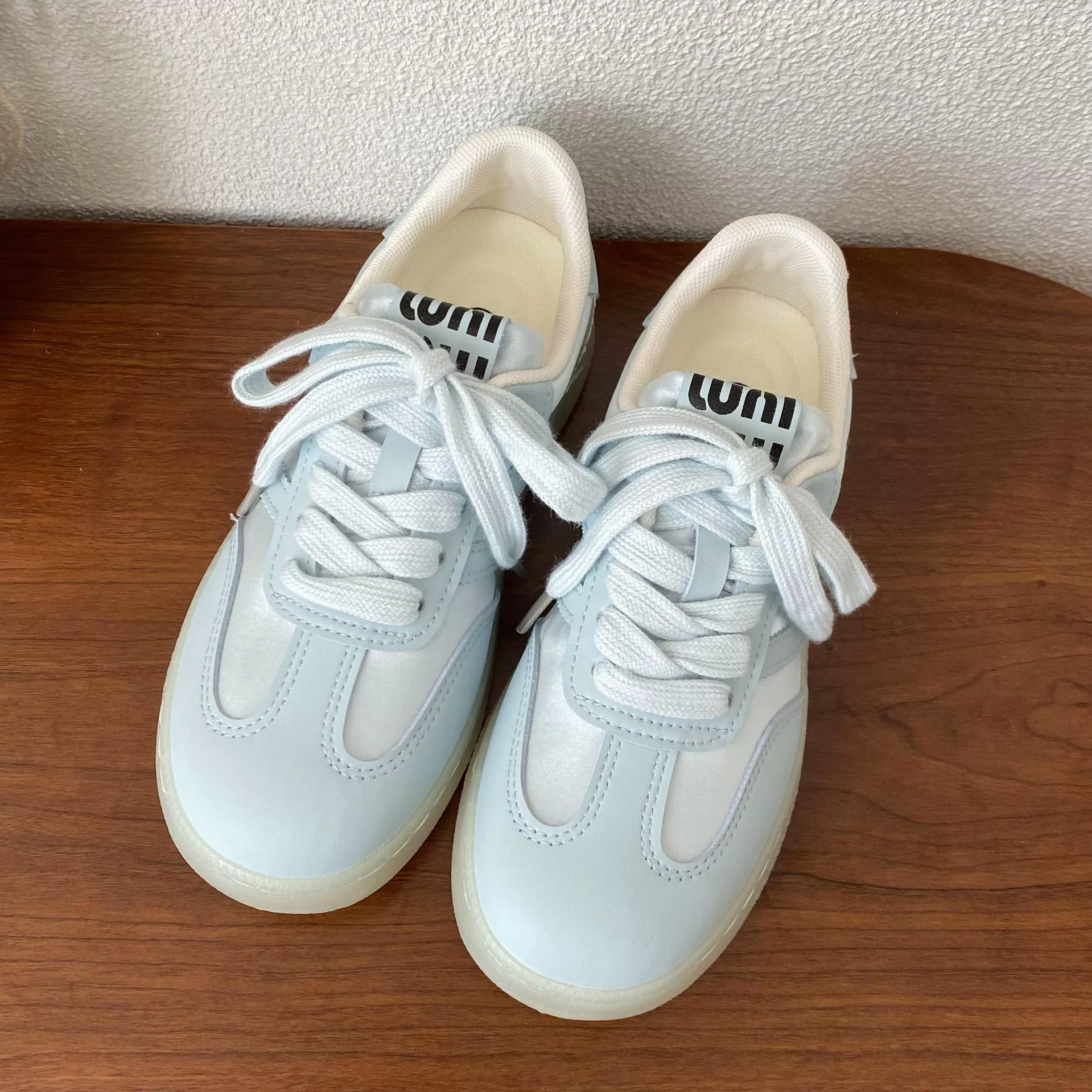 Dexun Shoes Женские туфли 2024 летняя новая мода плоская подошва тонкие комфортные повседневные спортивные походные ботинки 5286