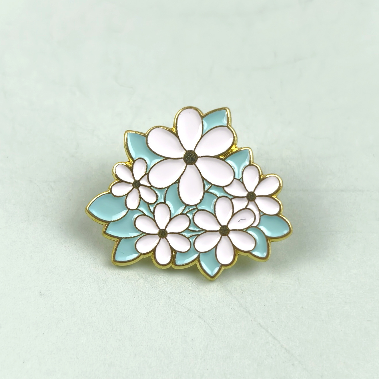 Broche de flor de planta creativa pequeño vestido de niña fresca insignia accesorios vestido personalizado broche de metal