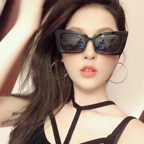 European and American foreign trade square sunglasses new butterfly-shaped retro sunglasses for women Vietnam Water Splashing Festival Internet celebrity glasses for men