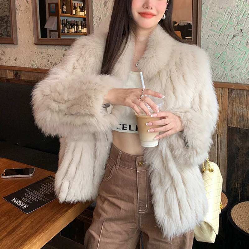 Демисезонная укороченная куртка в модном стиле, усиленная толщина
