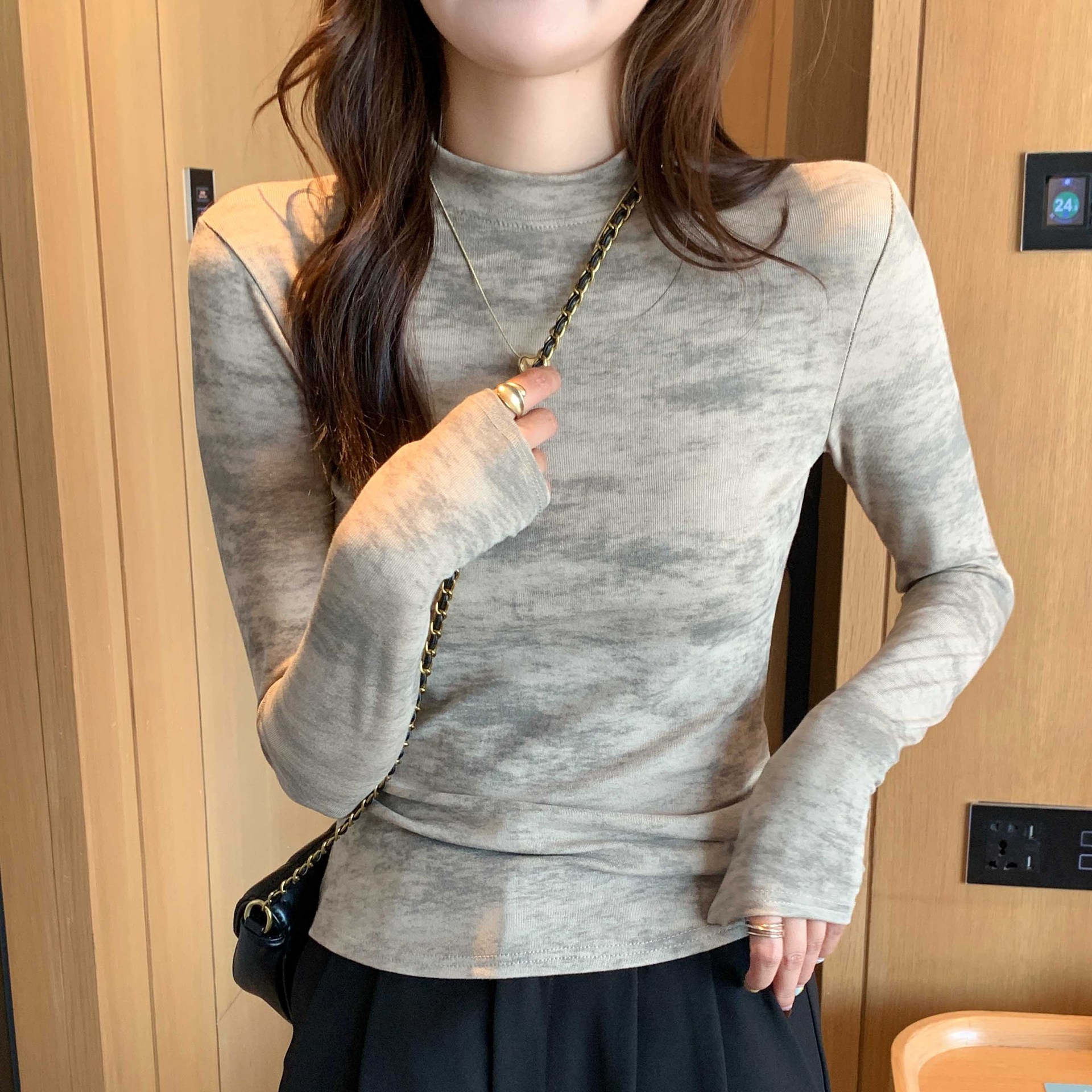 H269半高领迷彩打底衫女内搭秋冬季新款洋气修身外穿T桖长袖上衣