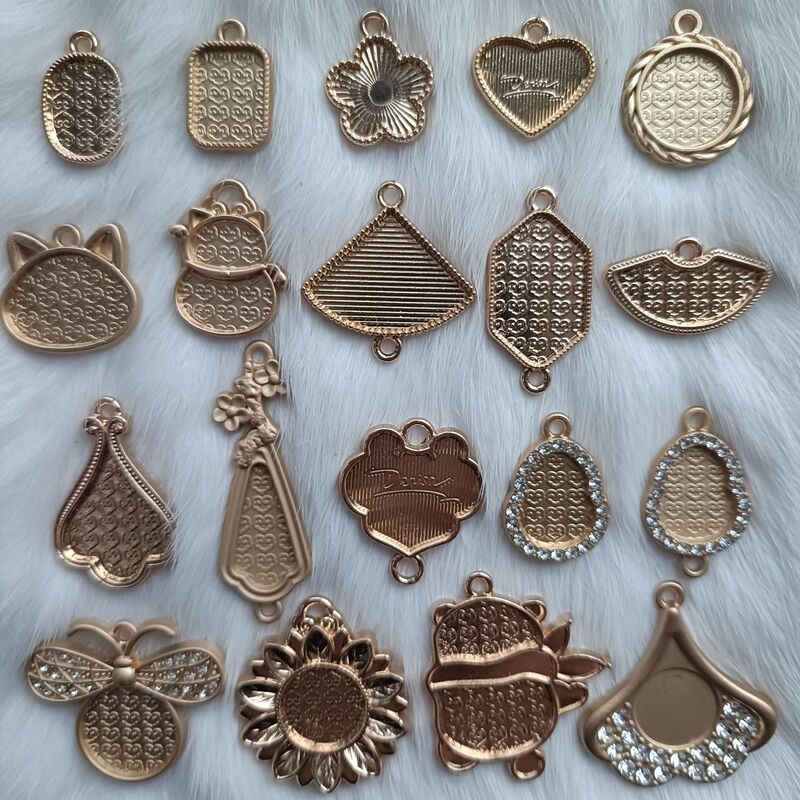 New Style Heart-Shaped Bee Panda Chinese-Style DIY Leather Patch Song Brocade Pendant Brooch Handmade Base Accessories Ti Hui Manufacturer