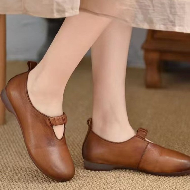 2026 primavera y otoño nuevo estilo estilo nacional de cuero suave suela retro zapatos de cabeza redonda zapatos perezosos zapatos de cuero suave mamá