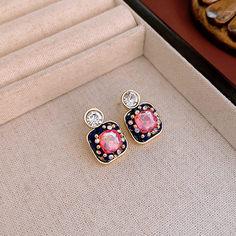 Pendientes de moda de temperamento retro vintage de mediana edad