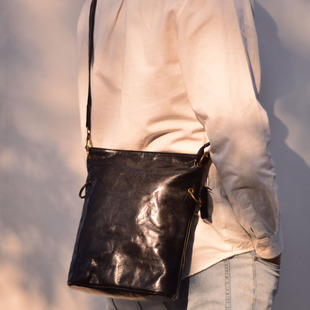 ��ʿ�¿��ﶬ�߼���ˮͰ��б�����Ƥ�а��μ��ֲ��ţƤ����