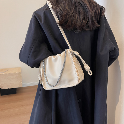 Chain pleated bag women's bag  new trendy solid color versatile shoulder bag high-end western style crossbody bag
