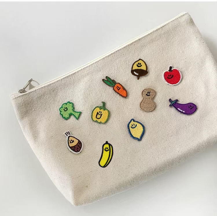 Cute Fruit and Vegetable Cartoon Creative Clothes Bag DIY Decorative Embroidery Patch Seam-Free Cloth Paste Cute Fruit and Vegetable Cartoon Creative Clothes Bag DIY Decorative Embroidery Patch Seam-Free Cloth Paste