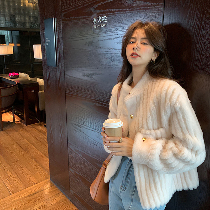 Women's short wool and shearling cardigan, straight cut, loose fit, lamb wool top, shearling round neck cardigan.