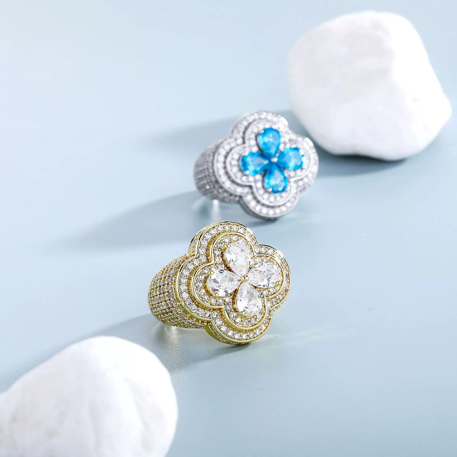 跨境欧美亚马逊微镶锆石四叶花朵戒指嘻哈男士超闪钻个性戒指批发