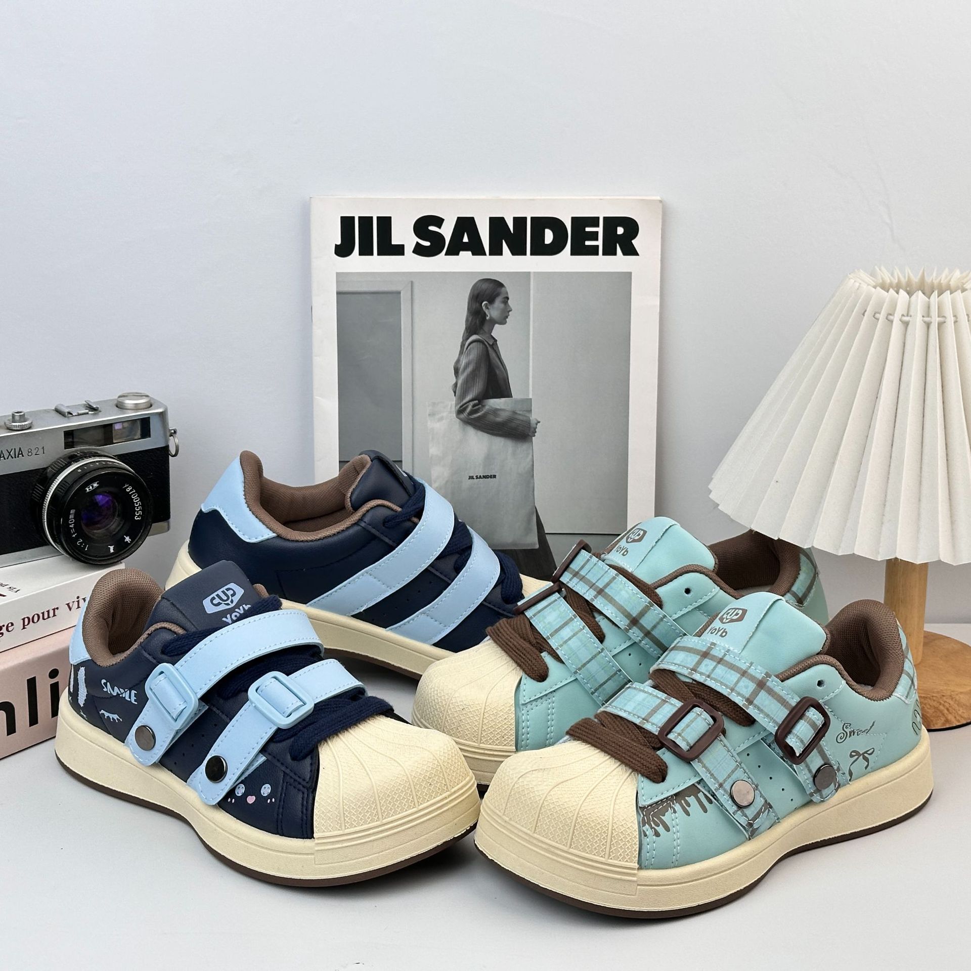 Zapatos de lona de cabeza de concha de fondo grueso para mujeres 2025, estudiantes de otoño, Harajuku, zapatos de lona de mujer coreanos