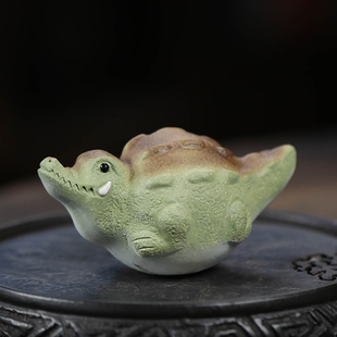 Purple Sand Crocodile Tea Pet Ornaments Creative Financial Crocodile Tea Ceremony Tea Set Accessories Tea Table Tumbler Decorations Wholesale