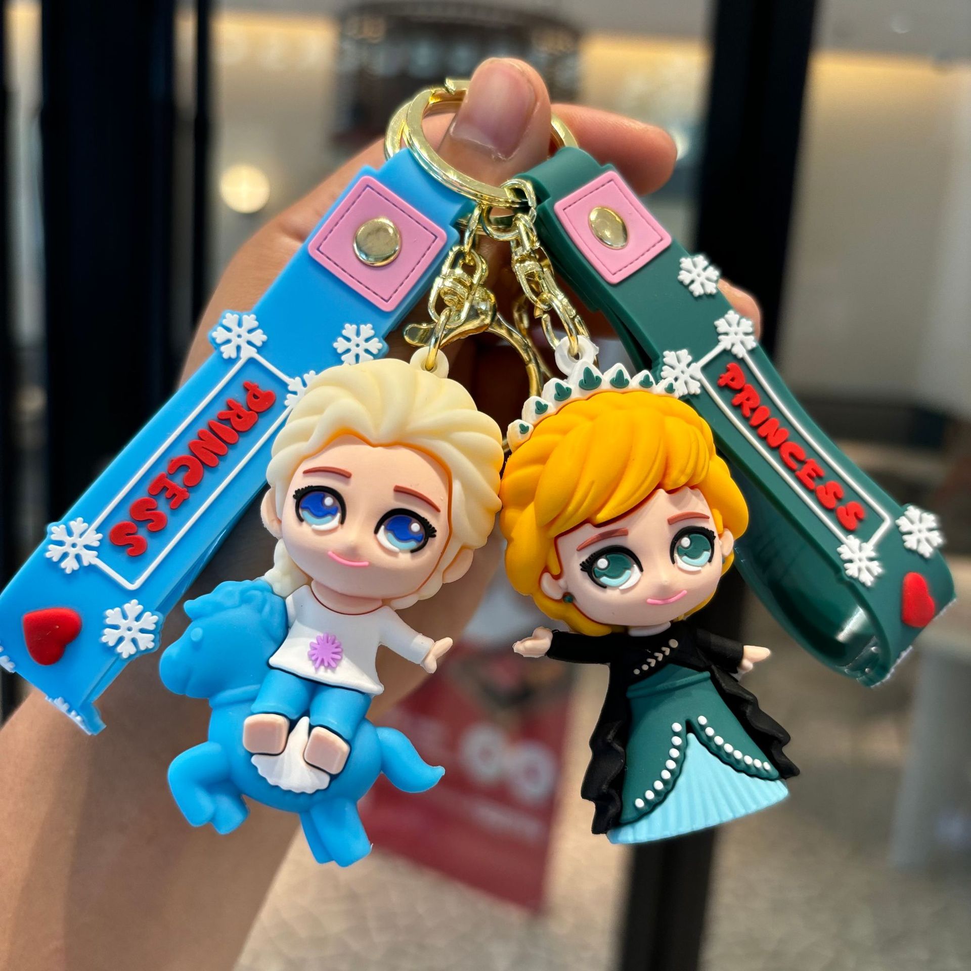 Transición fronteriza de hielo y nieve, encantador llavero de dibujos animados princesa Aisha Anna Snowbow bolsas colgantes de muñecas regalos