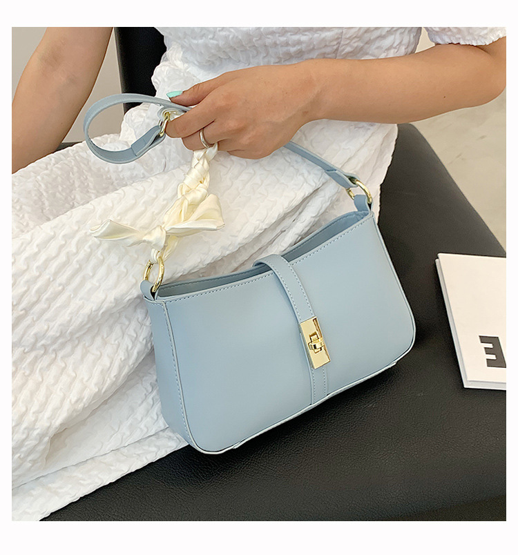 Summer Design Bag 2021 New Fashion Women's Summer Simplicity Silk Scarf Messenger Bag Portable Pleated Small Square Bag display picture 9