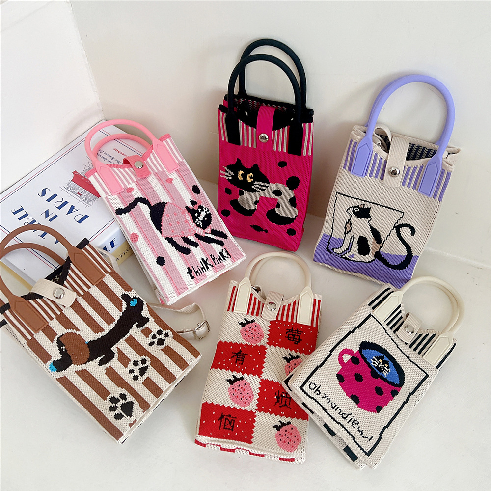 108g Weight Polyester Lining Material Buckle Closure Type Top Handle Strap Type Handbag Bags Type Casual, Daily Occasion Knit Material Cat Pattern All Seasons Season Women's Gender Vintage Style, Classic Style Style Bucket Shape Small Size Women's Small Knit Cat Vintage Style Classic Style Bucket Buckle Handbag 3