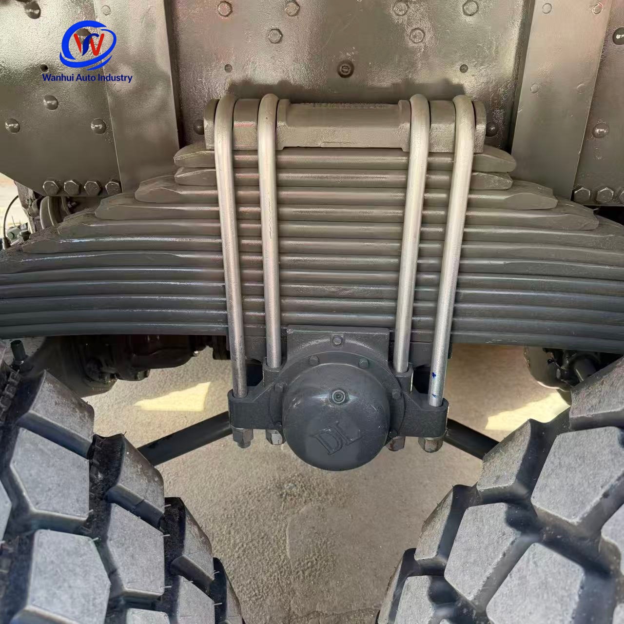 90% New Mud-Dumping Construction Truck, Howo Left/Right-Hand Drive 12-Wheel Dump Truck, 10-Wheel Earthmoving Truck, Dump Truck