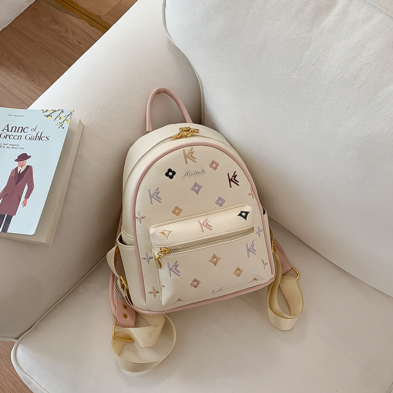 Cute Printed Backpack 2026 New Niche Design Commuter Bag Versatile Printed Backpack for Women Hot Sale
