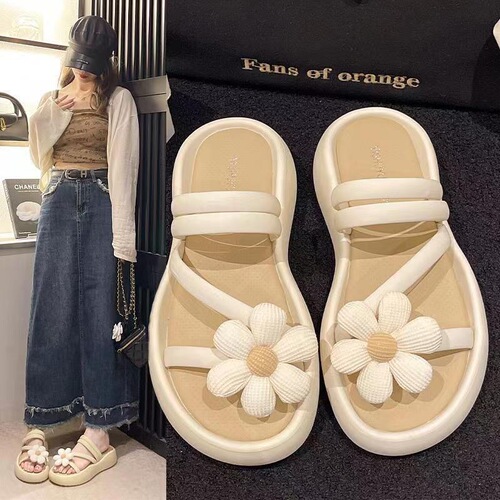  Flowers Korean Fashion Internet Celebrity Thick-soled Slippers for External Wear Small Fragrance Style Women's Flat-soled Heightening Platform Sandals