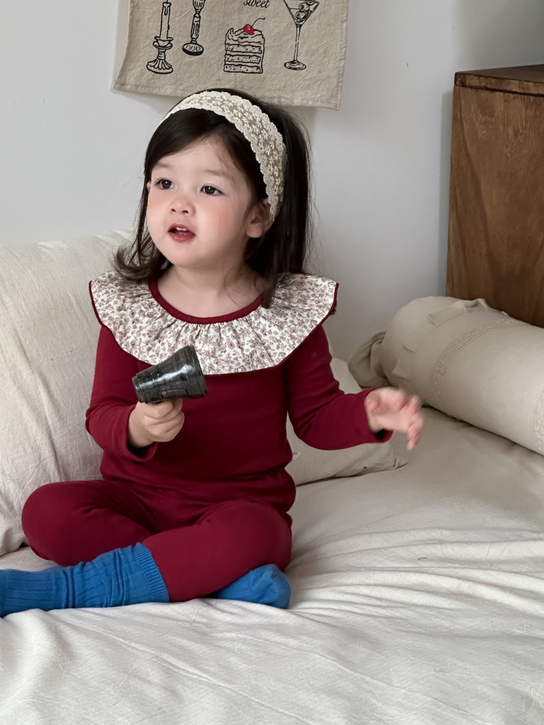 Pijamas infantiles de otoño conjunto de casa 2025 ropa de otoño ropa infantil coreana pijamas niñas ropa de hogar dos piezas