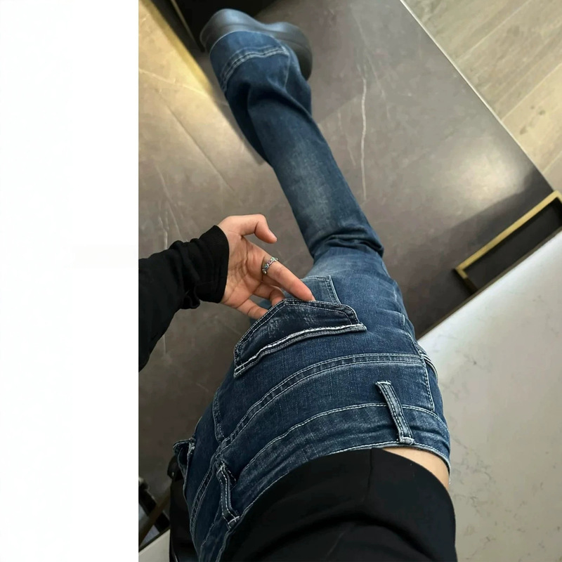 American retro style Yimengling-inspired flared jeans for women, 2026 autumn new low-waist slim-fit hot girl bell-bottom pants American retro style Yimengling-inspired flared jeans for women, 2026 autumn new low-waist slim-fit hot girl bell-bottom pants