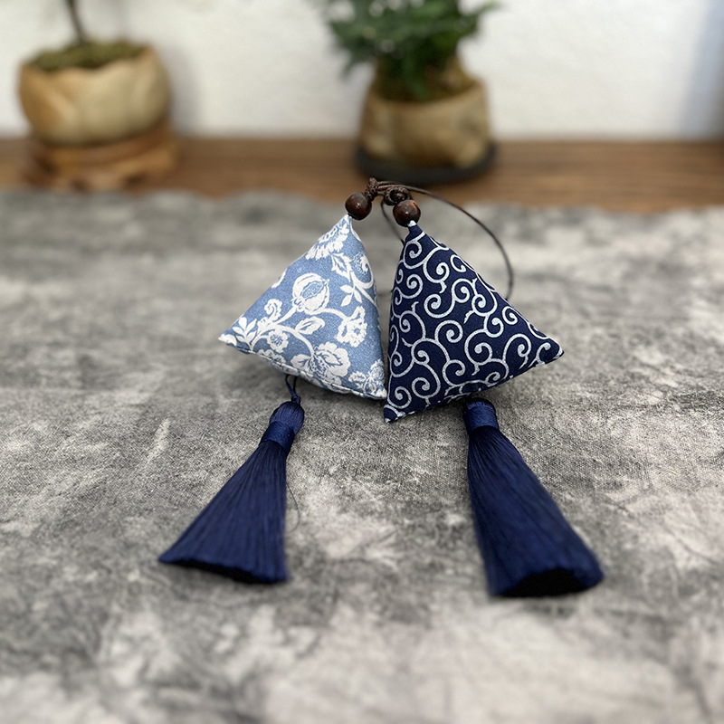 Boat Boat Festival Zongzi saco de tela hecha a mano DIY material paquete de hoja de moxiyi colgante antiguo colgante de automóvil creativo