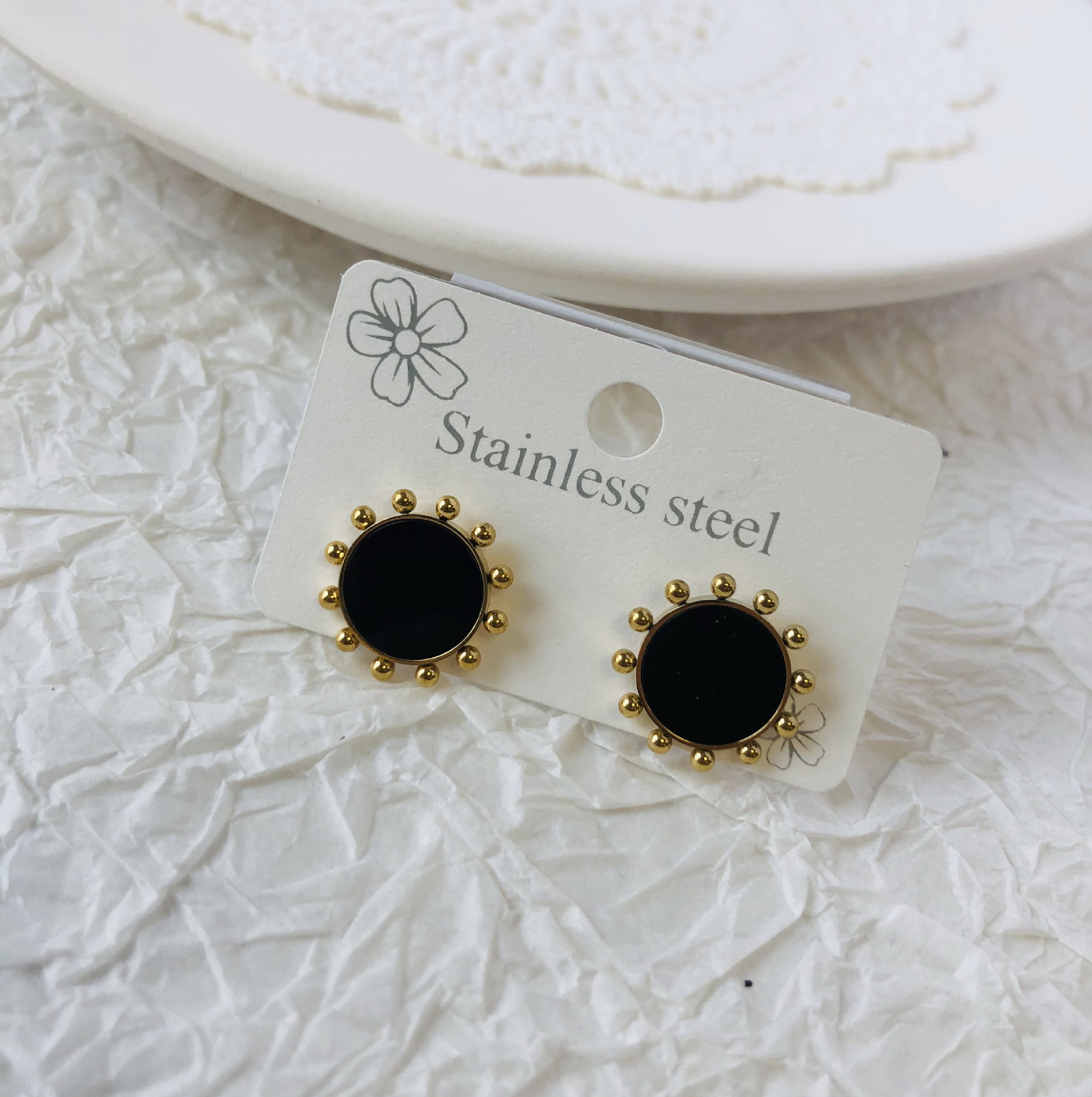 Black acrylic round small cartoon earrings stainless steel