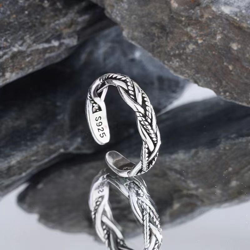 Retro woven fashionable ring with pigtail