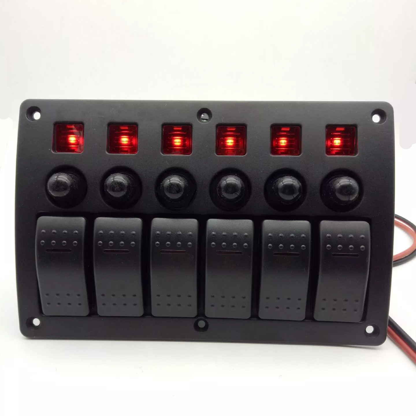 8582621908_598223705