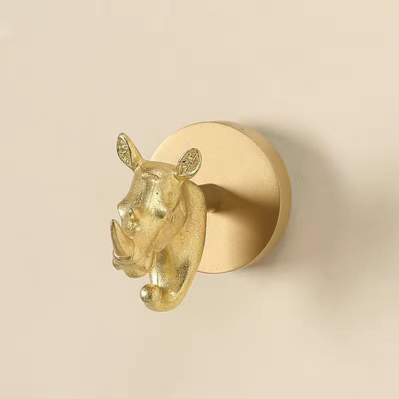 Gancho de pared creativo de estilo europeo después del cierre de la puerta del pasillo Gancho de ropa sin clavos de latón al por mayor de fábrica