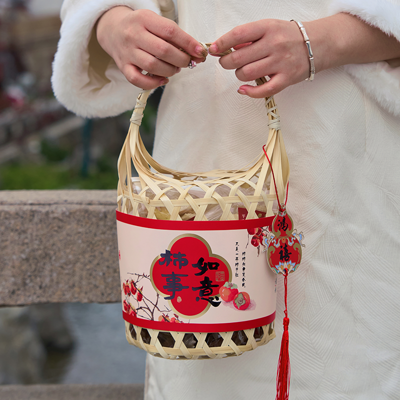 2025 Año Nuevo en forma de oro estampado tarjeta colgante caja de embalaje de viento chino colgante tarjeta de elevación horneado decoración tarjeta de lista