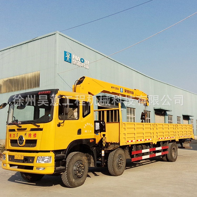 东风特商直臂式车载自备吊 前四后四无线遥控12吨随车运输车