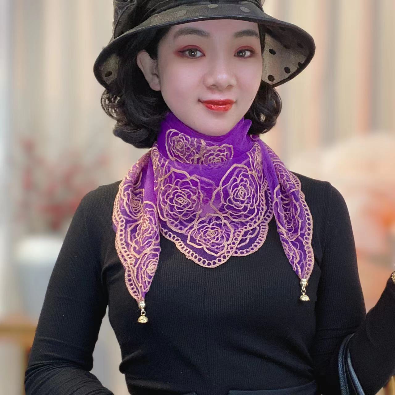 Purple scarf, with embroidery