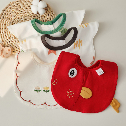 Newborn triangle towel pure cotton baby saliva towel baby scarf neck gauze small bib spring, summer, autumn and winter four seasons