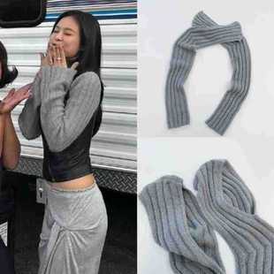 South Korea Niche 25 New Jennie Jin Zhini Grey Cross Triangle Sleeve Top