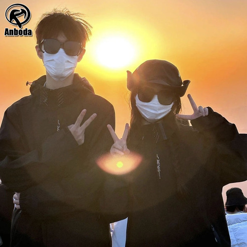 Outdoor three-in-one jacket for men and women, couple style, hooded, detachable, mountaineering, traveling, Tibet warm jacket, group purchase