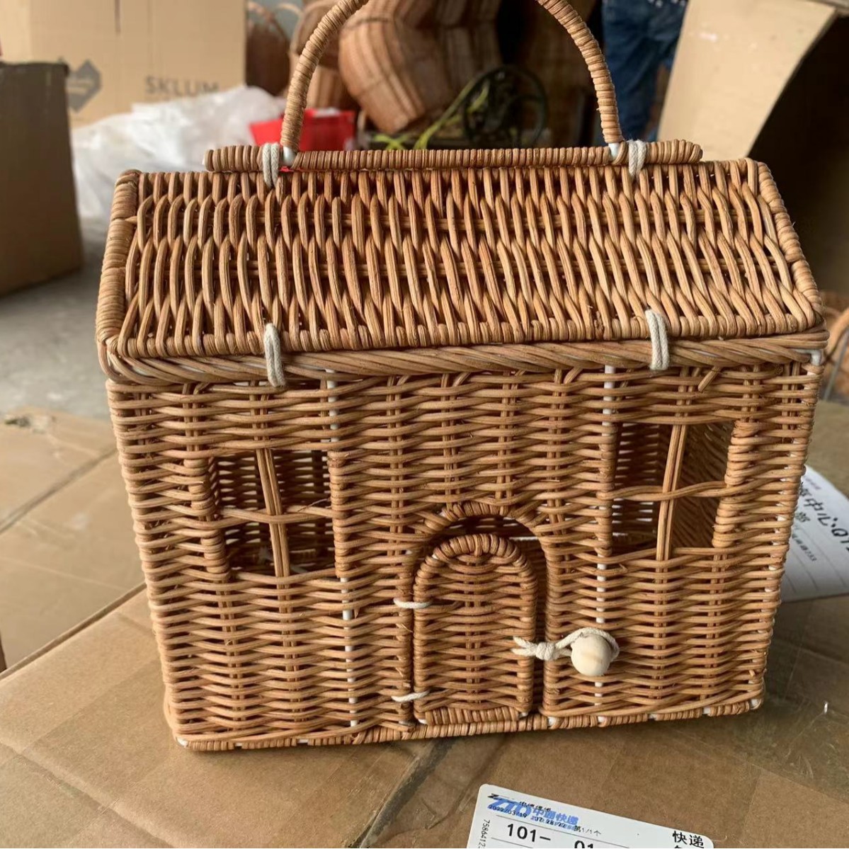 Corea del Sur ins tejido hecho a mano pequeña casa mensajero bolsa de transporte mochila cesta almacenamiento niños Fotografía adornos