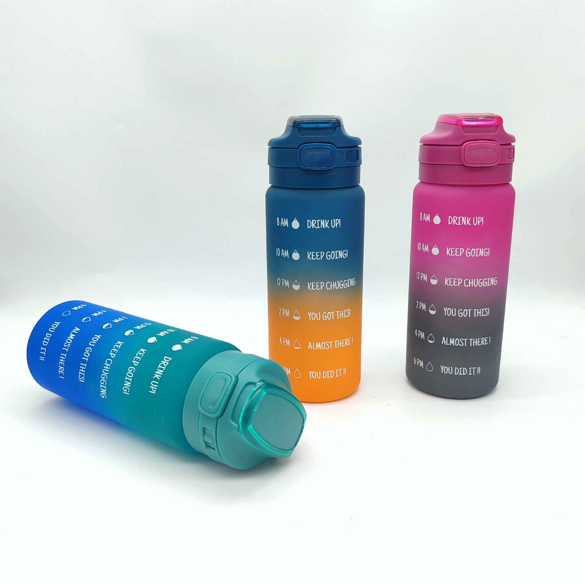 Comercio exterior transfronterizo de gran capacidad taza de agua deportiva esmerila taza de agua de color gradiente al aire libre acondicionamiento físico botella deportiva fábrica al por mayor