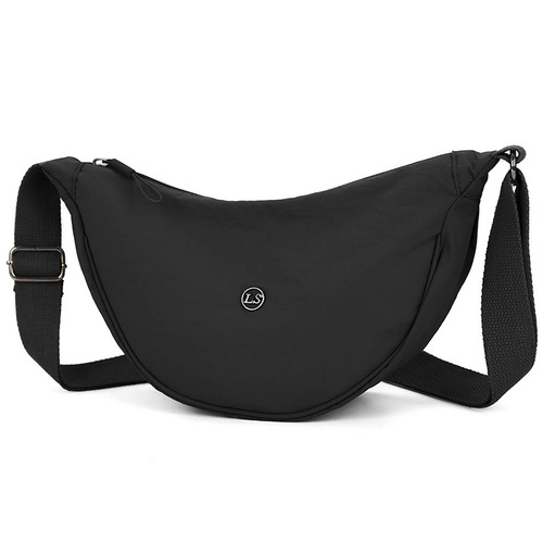 High-quality Nylon Crossbody Bag for Women, Casual and Versatile, Lightweight and Fashionable, Stylish Commuter Shoulder Bag