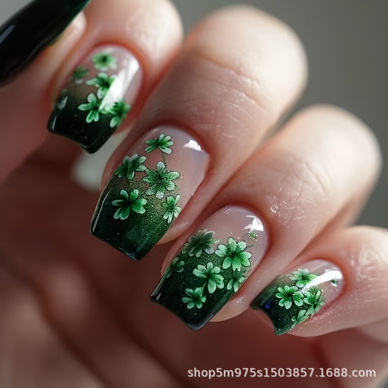 Wear Armor Cross-border Four-leaf Clover St. Patrick's Day Simple Glitter Foreign Trade Wear Armor 24 Pieces Removable