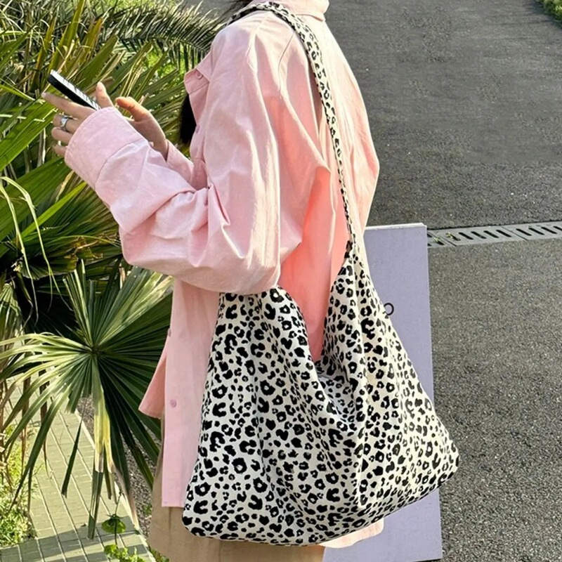 Same Style Leopard Print Canvas Bag, Large Capacity Shoulder Bag, Corduroy Dongdaemun Shopping Bag, Ins-Style Celebrity Model Same Style Leopard Print Canvas Bag, Large Capacity Shoulder Bag, Corduroy Dongdaemun Shopping Bag, Ins-Style Celebrity Model